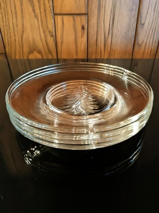 Indiana Glass Other - INDIANA GLASS Holiday Classics Dessert Plates - Set of 4 - Christmas Tree - EVC